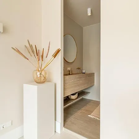 Stads Apartment *